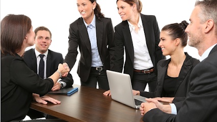 ABOGADOS Y CORREDORES DE PROPIEDADES ATUNTAYA LTDA.